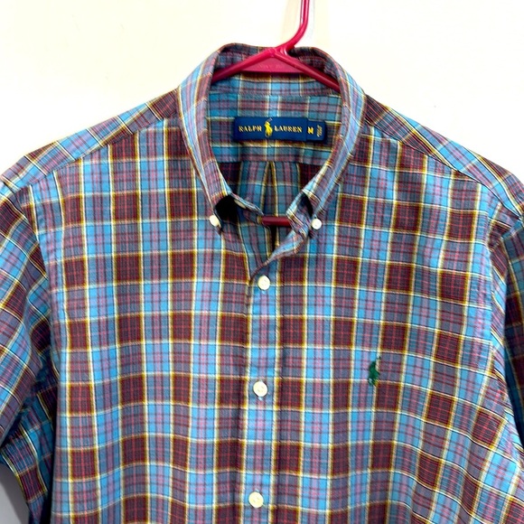 Ralph Lauren long sleeve button down shirt 
100% cotton. Size Medium - Picture 1 of 7
